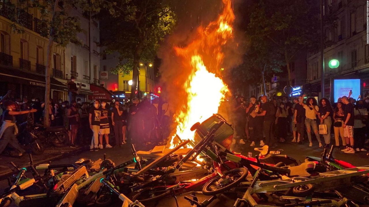 CNNE 841265 - la protesta llega a paris en medio de la reapertura