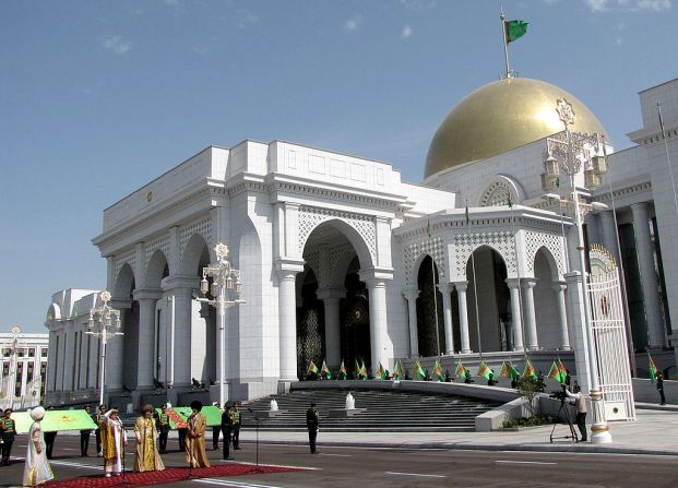 Número 2: Ashgabat, en Turkmenistán.