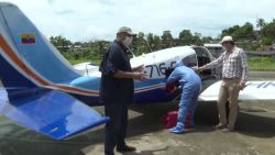 CNNE 846554 - pilotos voluntarios ayudan a combatir el covid-19 en la selva