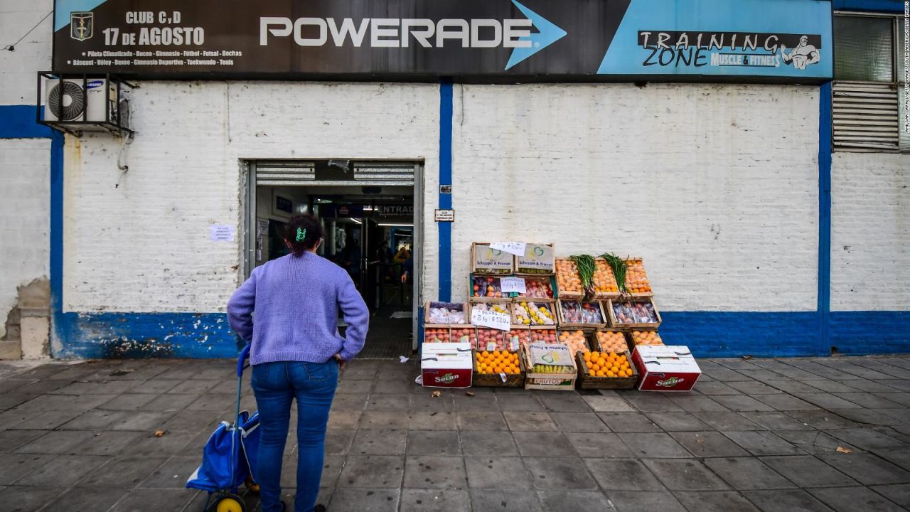 CNNE 848122 - comerciantes de buenos aires luchan para no perder su negocio