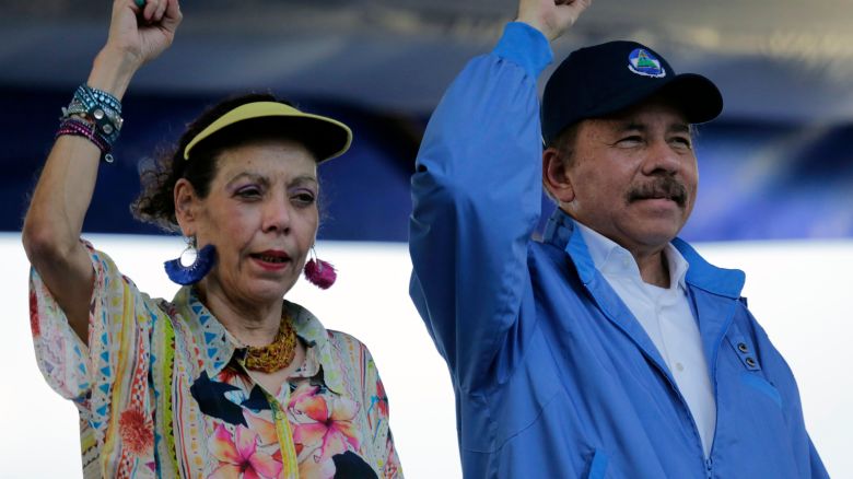 El presidente nicaragüense, Daniel Ortega, y su esposa, la vicepresidenta Rosario Murillo, durante un acto en Managua el 29 de agosto de 2018 (Inti Ocon/ AFP/ Getty Images).
