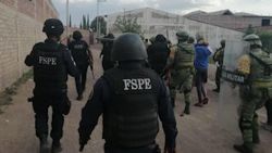 CNNE 851133 - disturbios tras arrestos de posibles integrantes de cartel