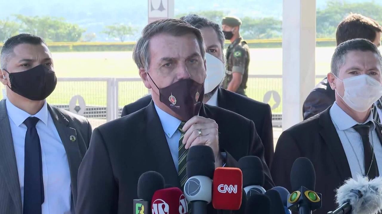 CNNE 852402 - obligan a bolsonaro a usar la mascarilla en publico