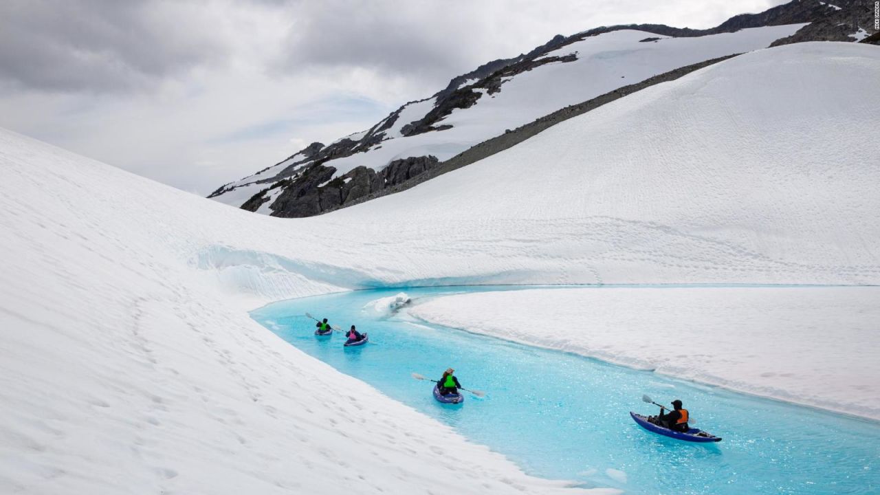 CNNE 855459 - un viaje en kayak a traves de un glaciar