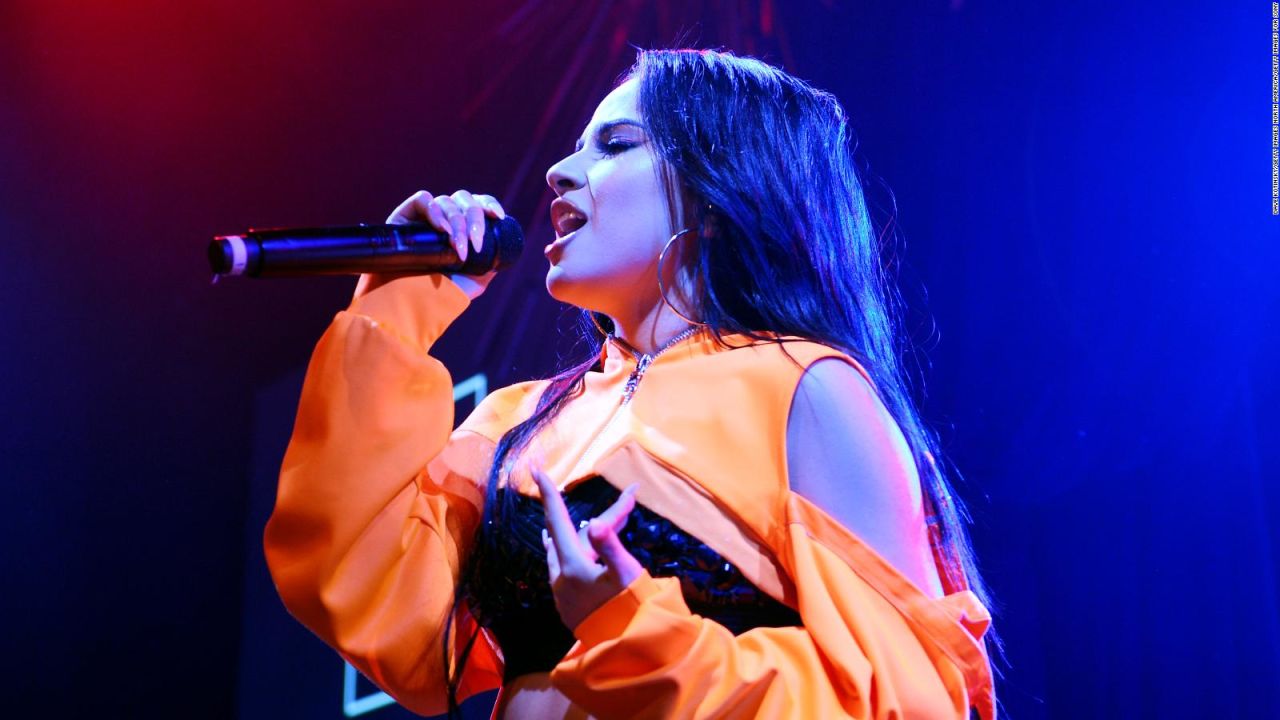 CNNE 857462 - becky g habla sobre la soledad en cuarentena