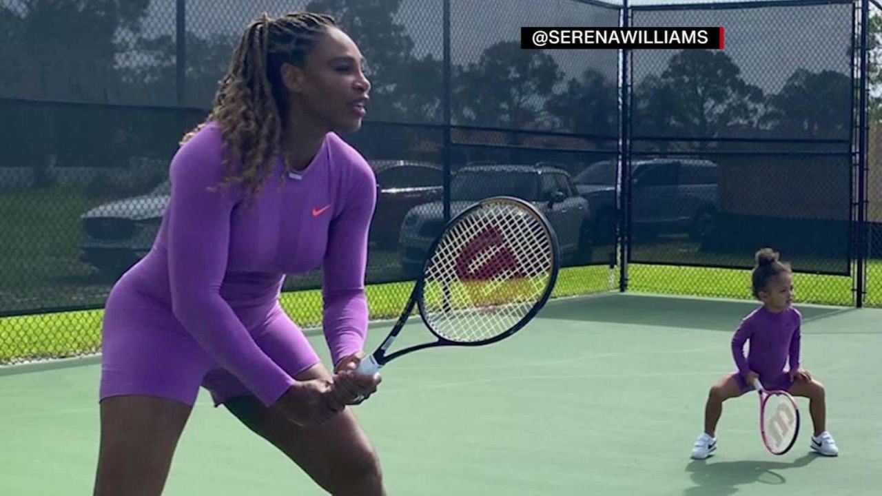 CNNE 858295 - serena williams comparte la cancha con su hija