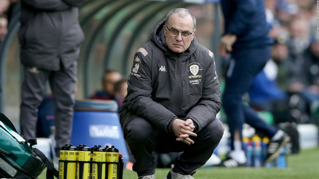 CNNE 863737 - el "efecto bielsa" llevo de vuelta al leeds united a la liga premier​