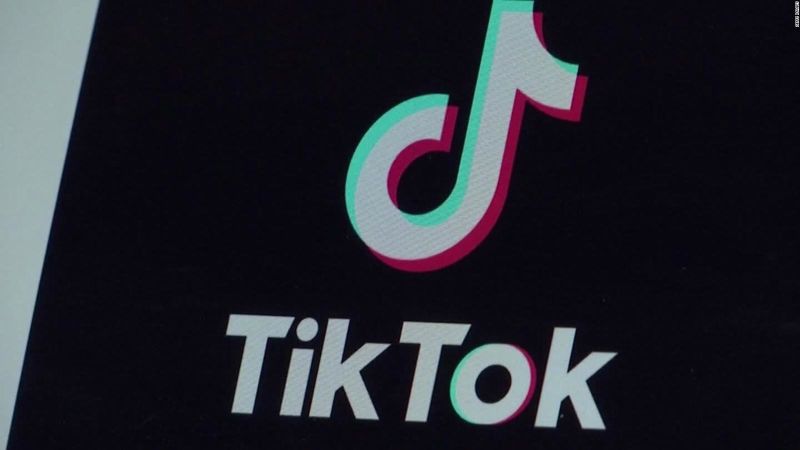 Microsoft dice que todavía está hablando con trump sobre comprar tiktok a su propietario chino | cnn