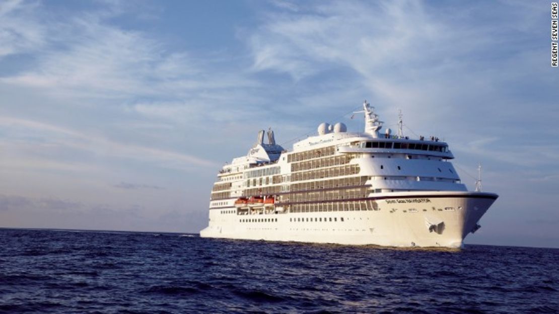 El Navigator de Regent Seven Seas tiene capacidad para 820 pasajeros.