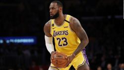 CNNE 864624 - lebron james ante el covid-19- solo extrano a mi madre