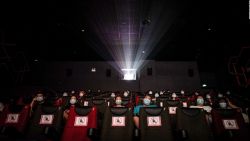 CNNE 864660 - reabren los cines en china