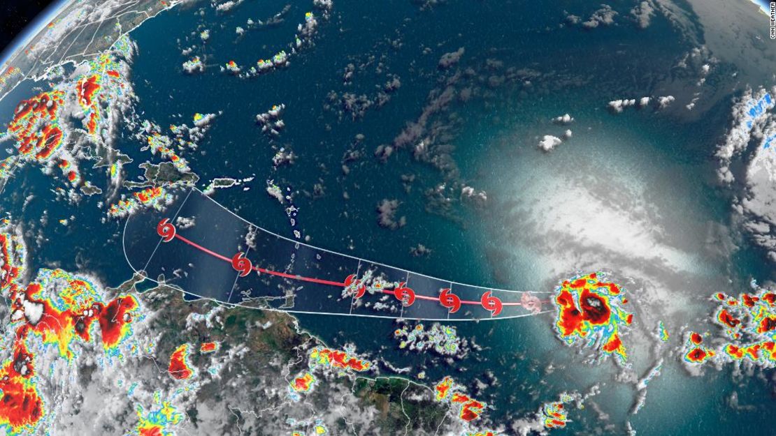 CNNE 864905 - weather-gonzalo-satellite-track-20200722-super-tease