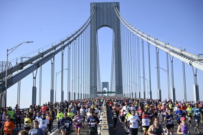 Maratón de Nueva York –– La maratón más grande del mundo también debió poner suspender sus planes por los efectos del coronavirus en Estados Unidos. Con un agravante: este año sería la edición número 50 de la carrera. El 24 de junio, los organizadores anunciaron su decisión de cancelar la competencia debido a las preocupaciones de salud y seguridad. Su próxima fecha será el 7 de noviembre de 2021.