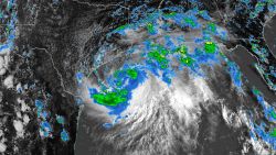 CNNE 866303 - hanna se convertiria en huracan en menos de 24 horas