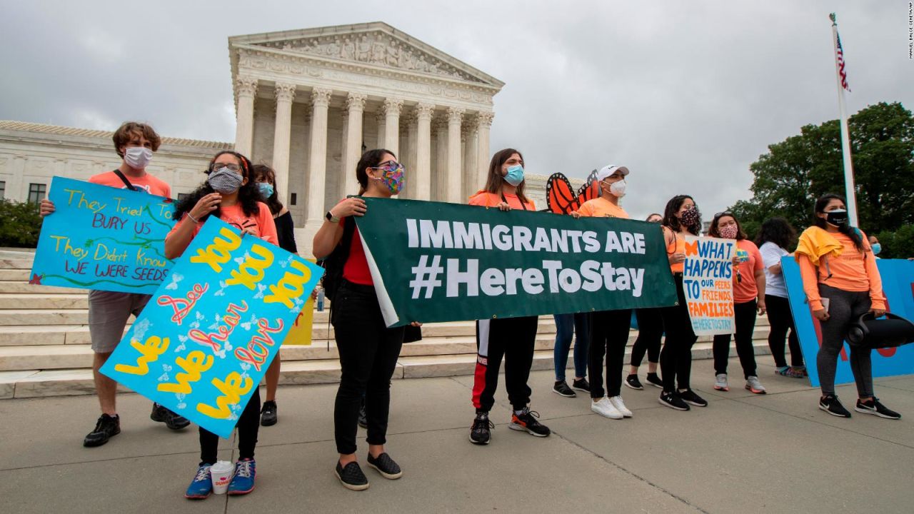 CNNE 867830 - trump dice que hara feliz al daca, pero busca proyecto de ley