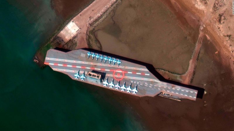 Ataque iraní a réplica de portaviones estadounidense pone en alerta máxima a bases militares | cnn
