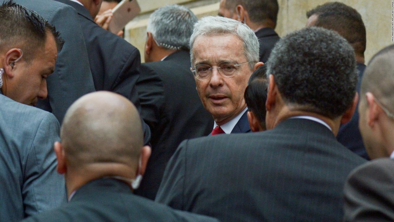 CNNE 870555 - detencion de alvaro uribe- claves del caso en su contra