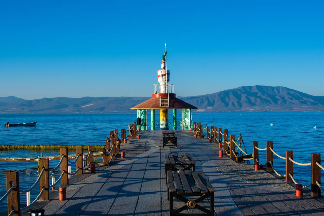 A tan solo 40 minutos del centro de Guadalajara se encuentra Chapala, el lago más extenso de toda la República Mexicana (Foto cortesía Oficina de Visitantes y Convenciones de Guadalajara).