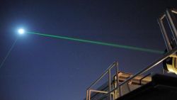 CNNE 875747 - la nasa dispara rayos laser a la luna, esta es la razon