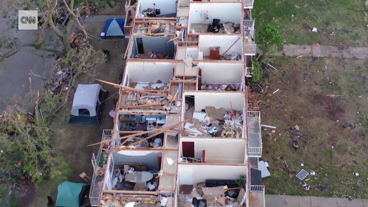 CNNE 876371 - habitantes de iowa se quedan sin casa tras tormentas