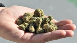 CNNE 877312 - maquinas expendedoras de marihuana llegan a colorado