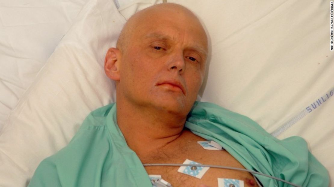 Alexander Litvinenko en un hospital de Londres el 20 de noviembre de 2006, tres días antes de su muerte.