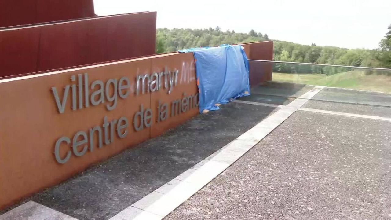 CNNE 878224 - vandalizan memorial del holocausto en francia