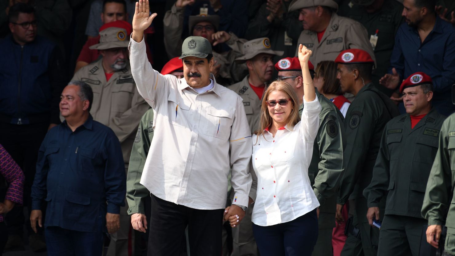 El presidente Nicolás Maduro y su esposa Cilia Flores durante un evento en Caracas el 13 de abril de 2019