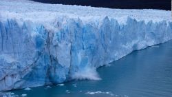 CNNE 881834 - imagenes de la nasa muestran efectos del cambio climatico