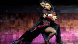 CNNE 882327 - pareja colombiana gana el mundial de baile tango virtual