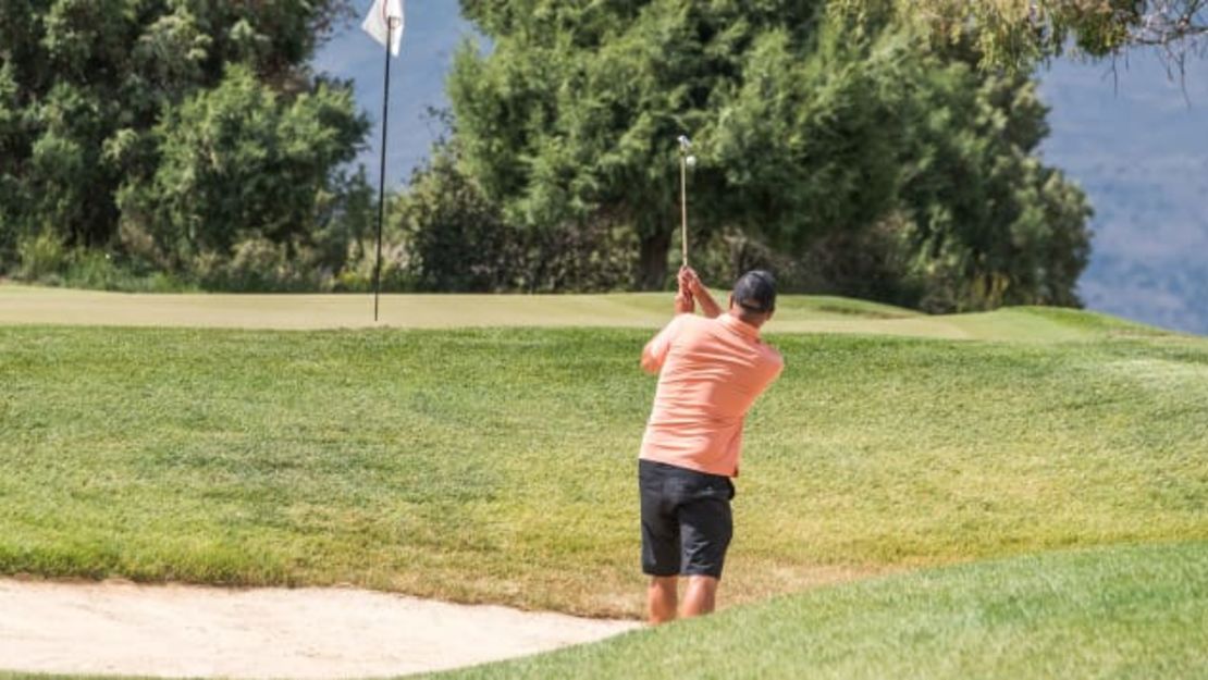 Abbamonte ha estado jugando golf y disfrutando del aire libre en sus viajes y no se avergüenza de decirlo. Cortesía de @LeeAbbamonte