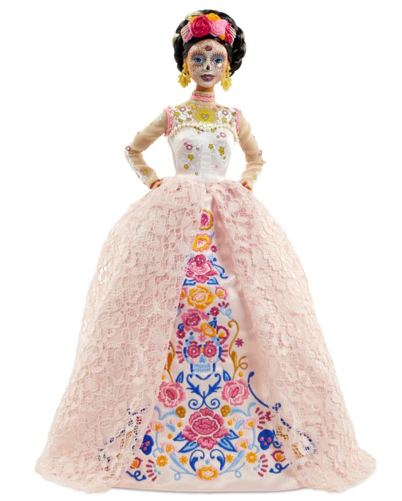 Barbie regresa para celebrar el Dia de Muertos en Mexico CNN