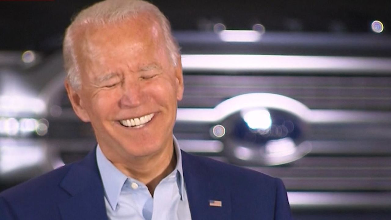 CNNE 890931 - biden se rie del apodo de 'slow joe' que trump le da