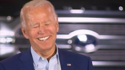 CNNE 890931 - biden se rie del apodo de 'slow joe' que trump le da