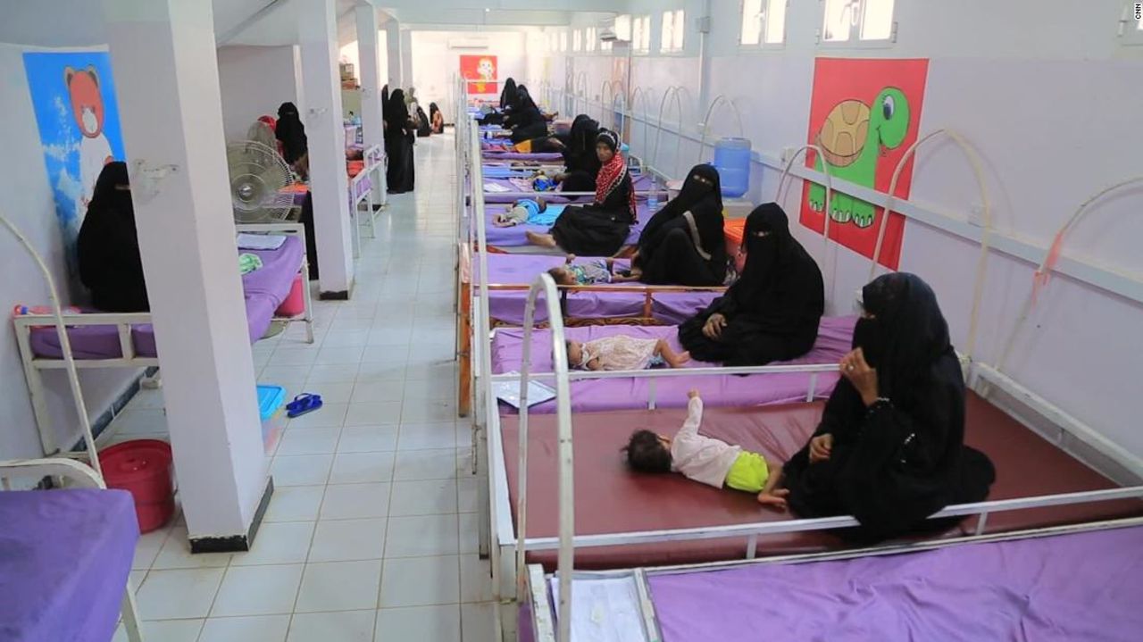 CNNE 894471 - recorte de ayuda de ee-uu- lleva a millones al hambre extrema en yemen