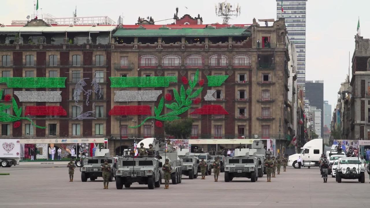 CNNE 895095 - realizan desfile militar sin publico en mexico