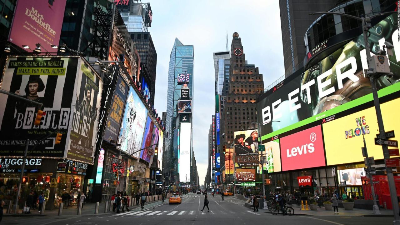 CNNE 895658 - nyc nueva york time square economia getty