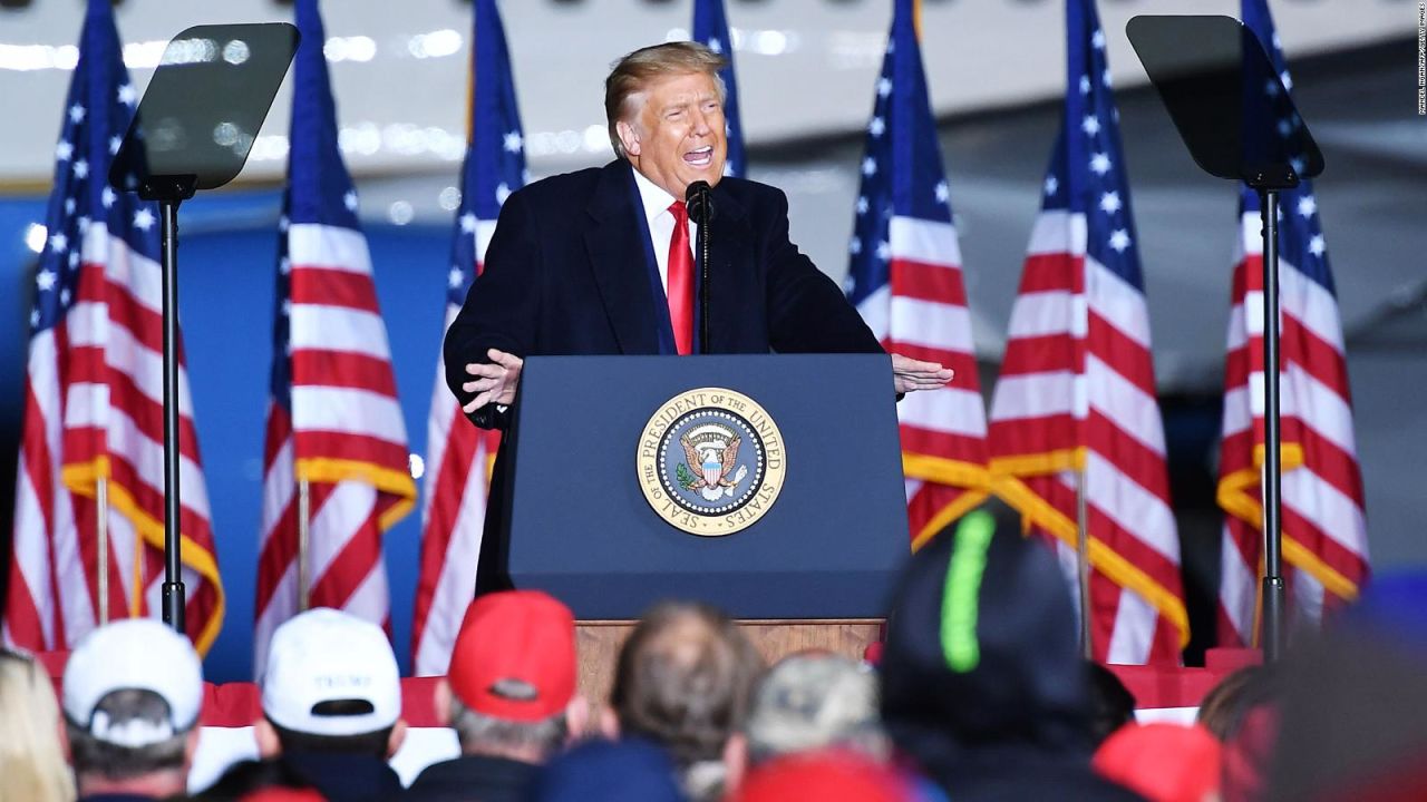 CNNE 896502 - trump intenta reescribir la historia del coronavirus