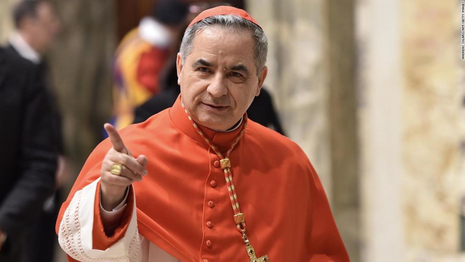 Giovanni Angelo Becciu el 28 de junio de 2018 en el Palacio Apostólico de la Basílica de San Pedro en el Vaticano.