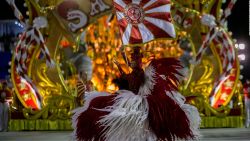 CNNE 899168 - posponen el desfile del carnaval mas famoso de brasil