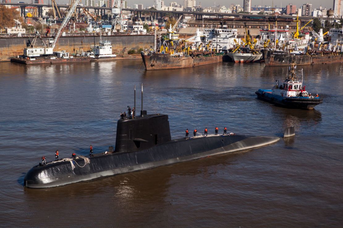 El submarino ARA San Juan el 2 de junio de 2014 en Buenos Aires, Argentina.