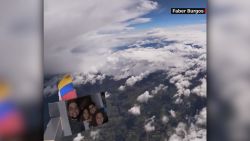 CNNE 901691 - "influencer" graba el planeta con globo y una gopro