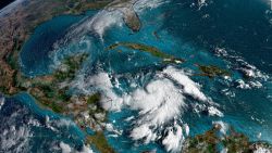 CNNE 902371 - tormenta tropical en el caribe, con potencial de huracan