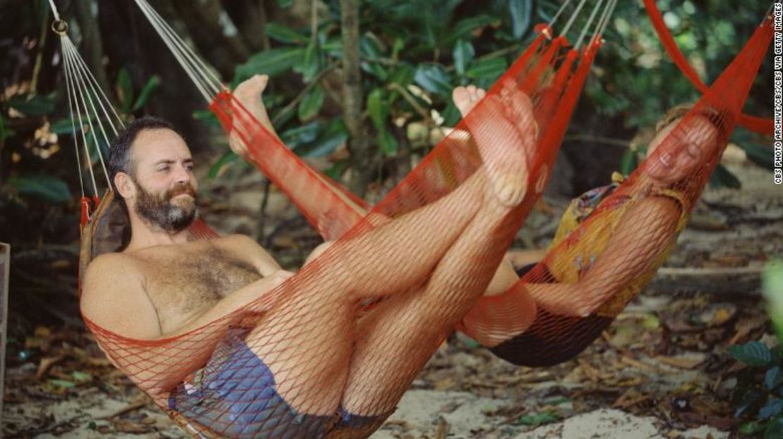 Richard Hatch y Susan Hawk durante la primera temporada de 'Survivor' en 2000.