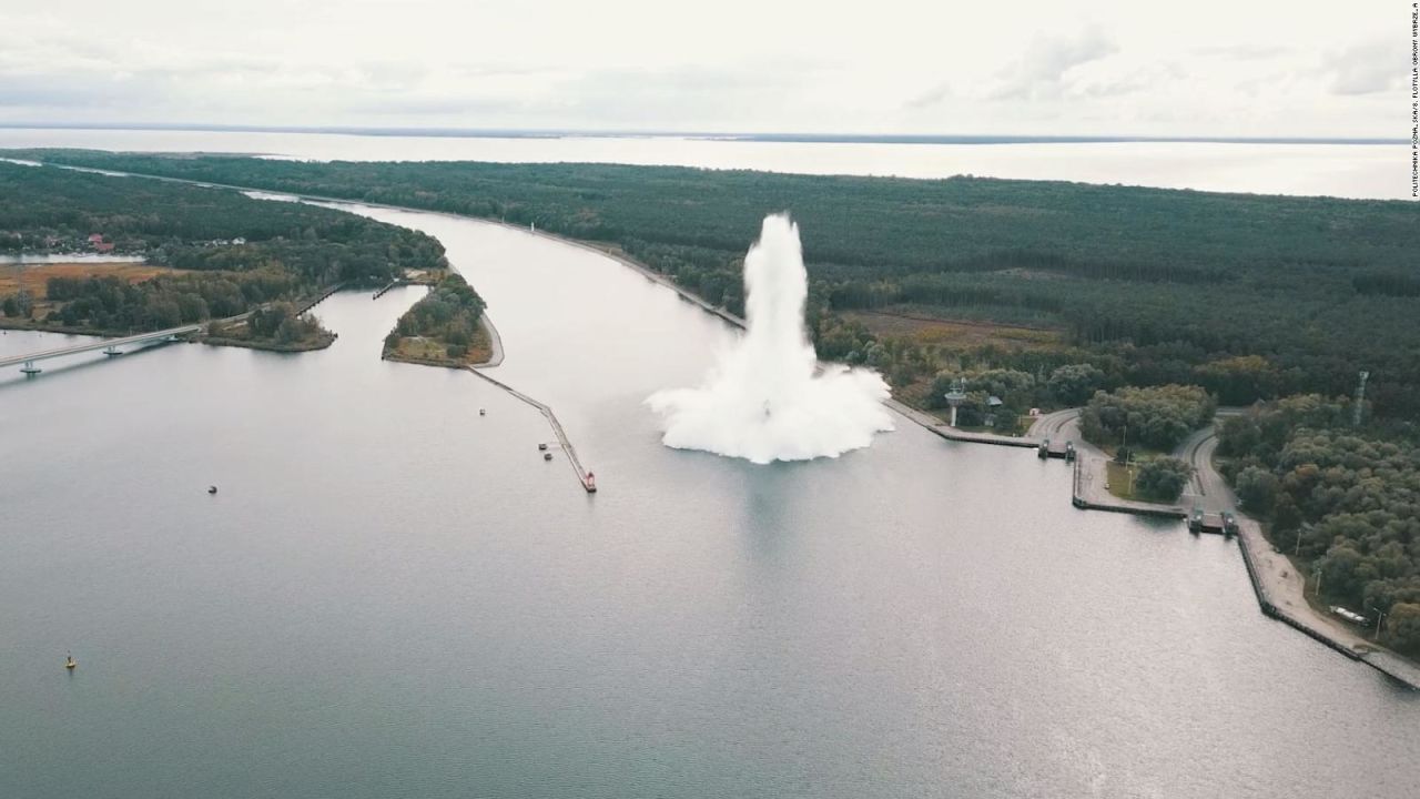 CNNE 906236 - explota bomba de la segunda guerra mundial en polonia