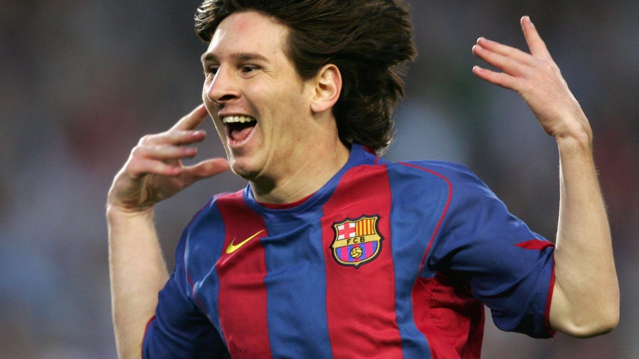 BARCELONA, SPAIN:  FC Barcelona's Argentinian Messi celebrates his goal against Albacete during their Spanish League football match at the Camp Nou stadium in Barcelona, 01 May 2005. FC Barcelona won 2-0. AFP PHOTO/LLUIS GENE.