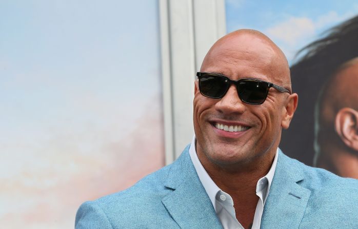 Dwayne "The Rock" Johnson. "The Rock" dijo públicamente el 27 de septiembre que cree que Joe Biden y Kamala Harris son la mejor opción. El actor, empresario y exluchador profesional afirmó que en el pasado votó por los dos partidos y que esta es probablemente la elección más "crítica" en décadas.