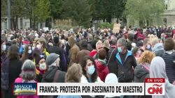 CNNE 907066 - rinden homenaje a profesor asesinado en francia