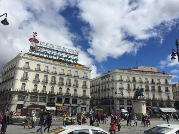 ¡Tienes que visitar España! Es un país maravilloso y tan variado y distinto en cada provincia, y la Madre Patria para muchos.