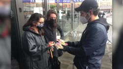 CNNE 911413 - paul rudd agradece a los votantes en brooklyn